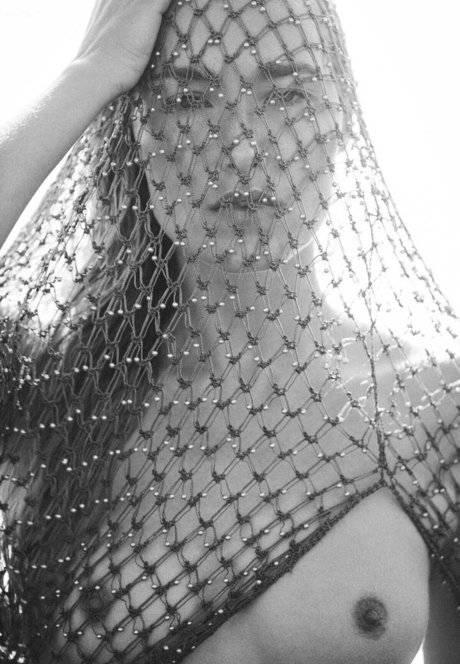 ébène maigre onlyfans belle sexy photo