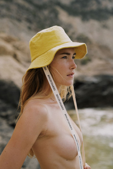 Oceane Le Ny haut modèle images