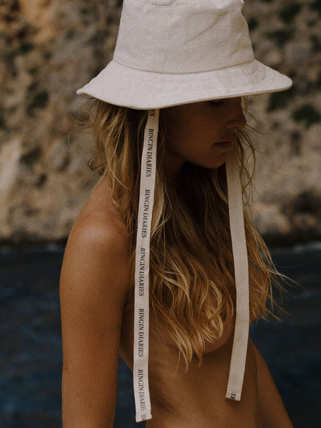 Oceane Le Ny star du porno gratuit image