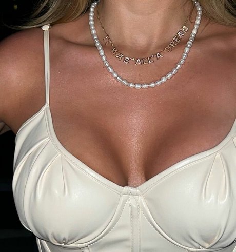 MillieT25 actrice artistique collection