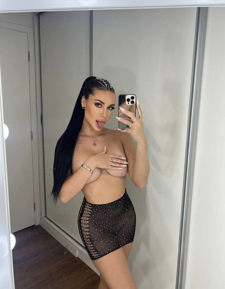 Laisa Moraes haut étoile galeries