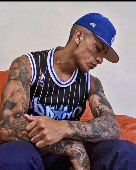 Alexis pacru art modèle archive