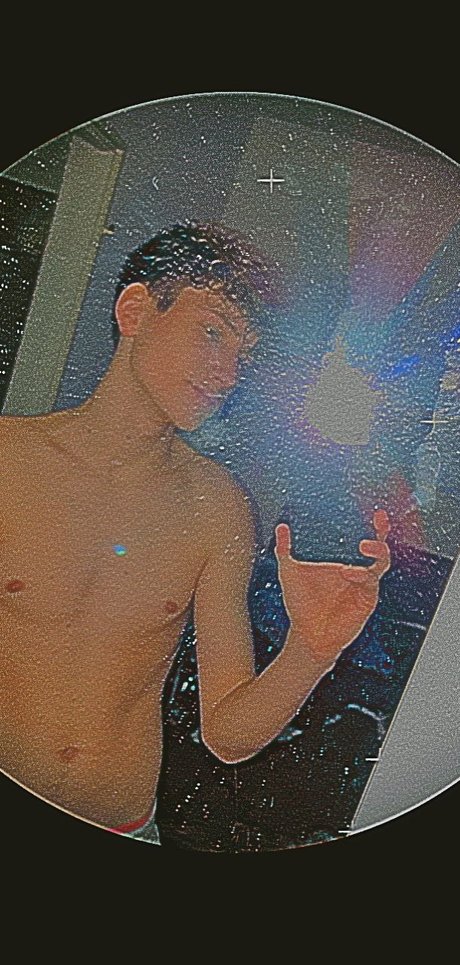 Leon Sander top star collection