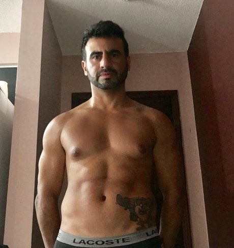 Leandro Guerra do Bonfim Almeida modèle sympa img