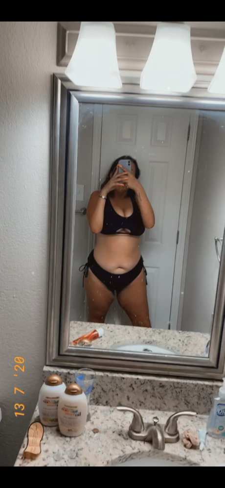 Lee Lee top star images