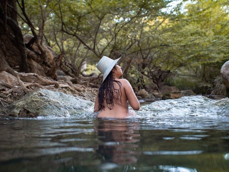 Yolvana Romero modèle pornographique des photos