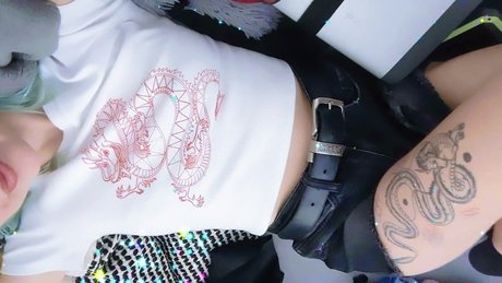 Lisabuki modèle adulte des photos