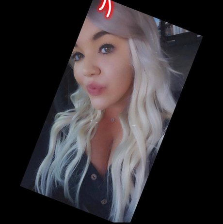 LilGraceB actrice érotique galeries