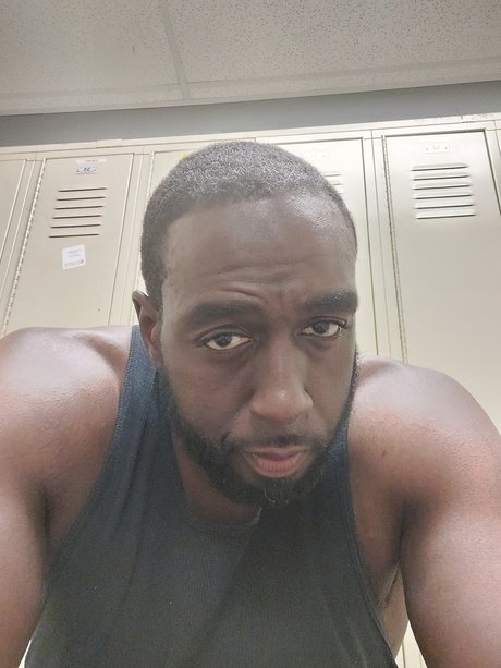 Likenoother modèles nus galerie