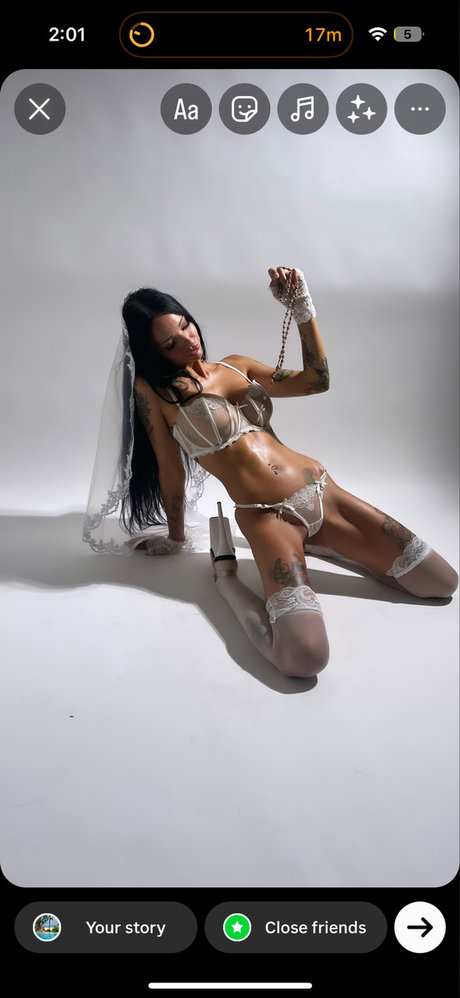 Loney haut de star du porno images