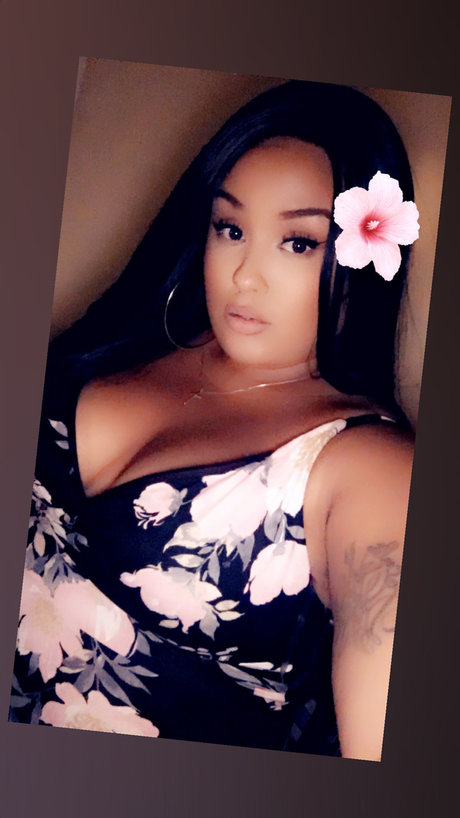 London Doll actrice libre photos