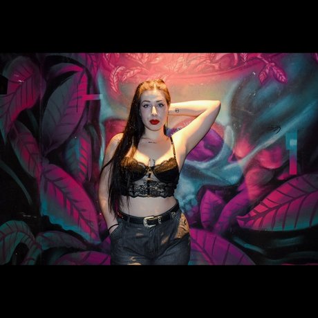 Majo_ actrice libre img