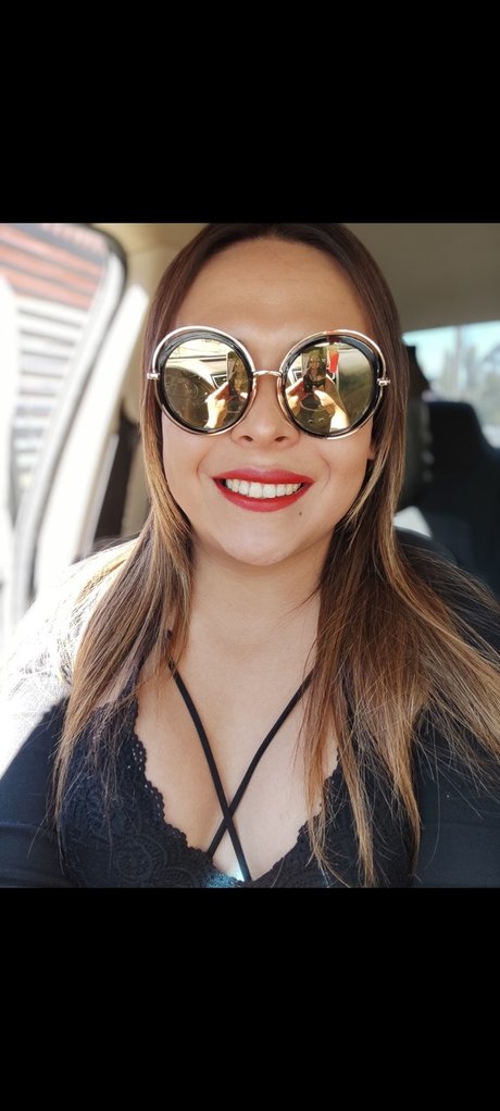 Miriam andreaa haut modèle collection