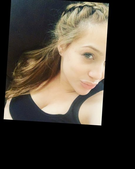 A M star du porno en haute qualité des photos