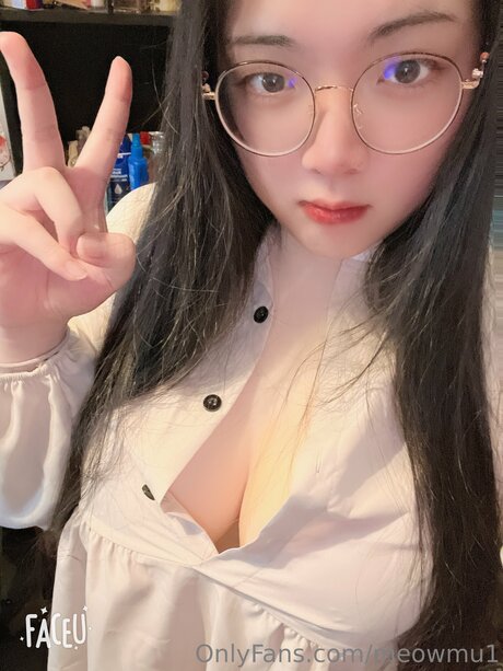 Ai SissyLunar étoile parfaite photos