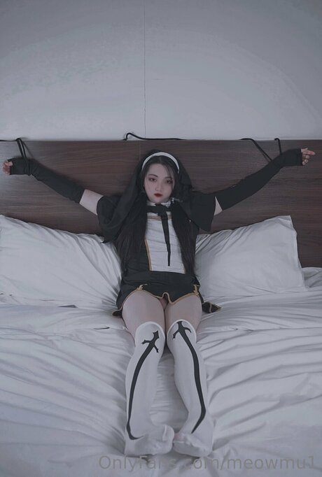 Ai SissyLunar beau modèle photo