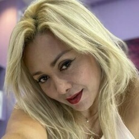 Molly G star du porno gratuite photo