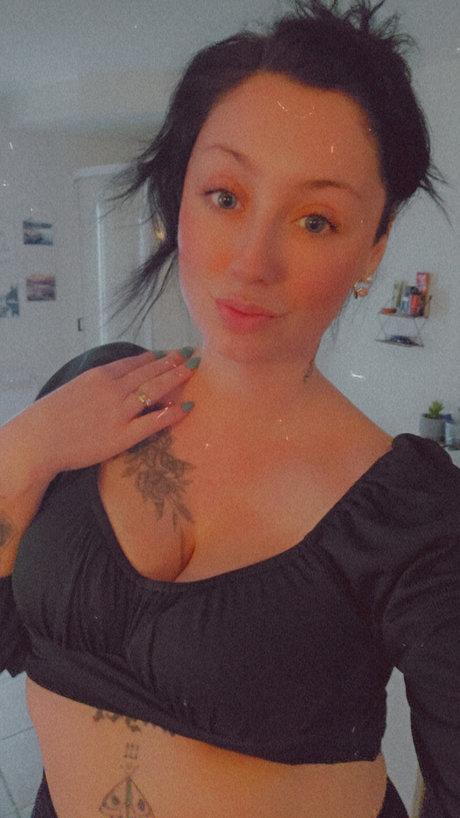 _JosyanneGD_ actrice artistique galerie