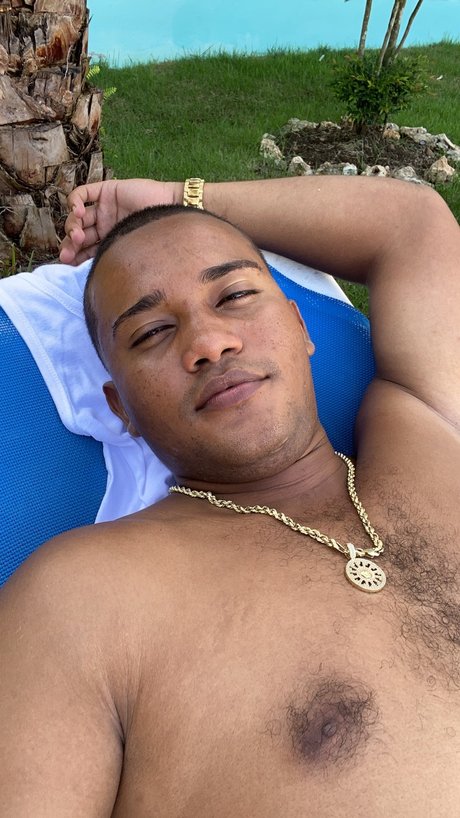 Marcos T star du porno de haute qualité photo