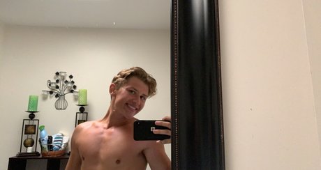 Nicky J modèle artistique galeries