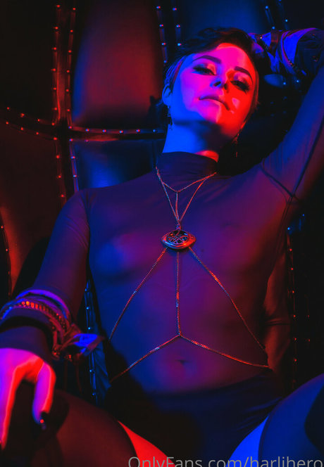 Harlihero actrice photos