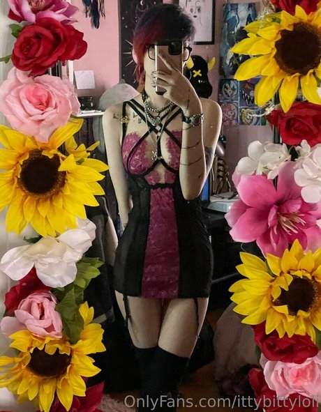 ittybittyloli top star archive