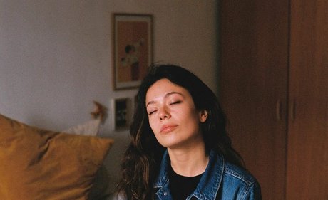 Anna Castillo belle actrice collection