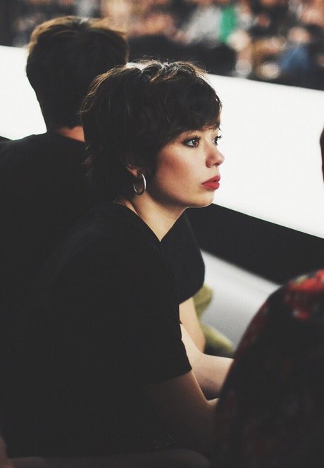 Anna Castillo top star photo