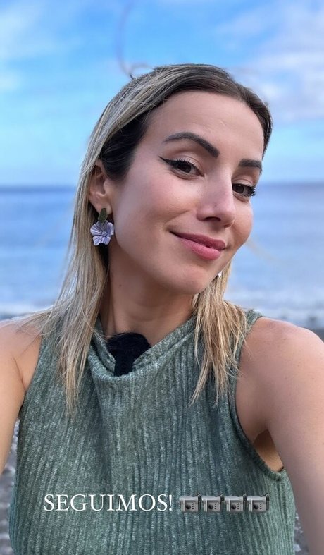 Catha23 star du porno parfaite image