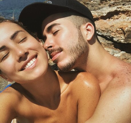 Catha23 modèle gratuit galeries