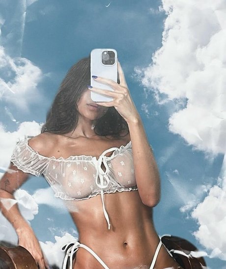 Arianny Negron modèle xxx galerie