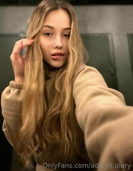 adalyn diary actrice pornographique collection