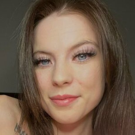 scarlettbabyxxxo haut modèle des photos