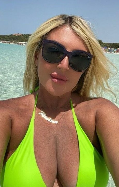 Flaviana Basta star du porno de haute qualité images