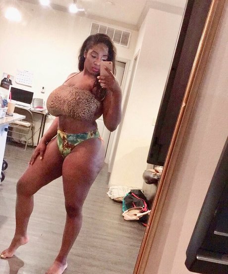 jacking uneek actrice parfaite galeries