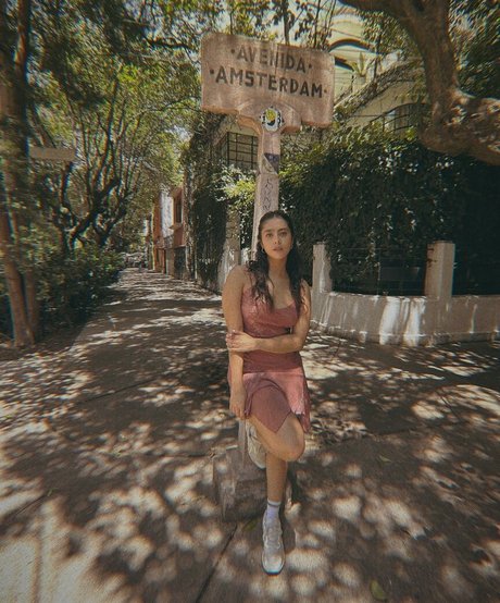 Renata Vaca actrice de grande qualité photos