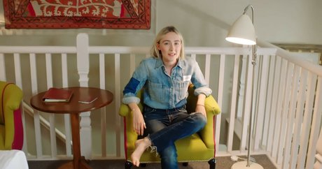 Saoirse Ronan modèle sexy photo