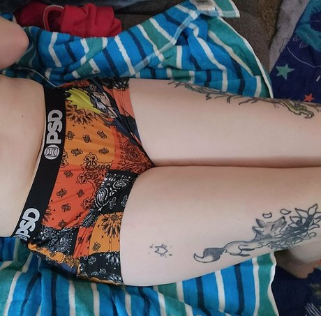 lunar ashe modèle adulte photo