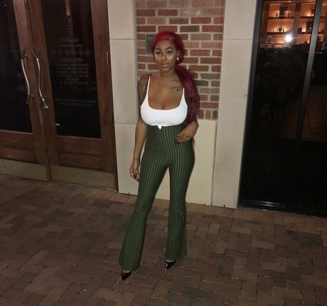 Katarra Mcduffie modèle parfait img