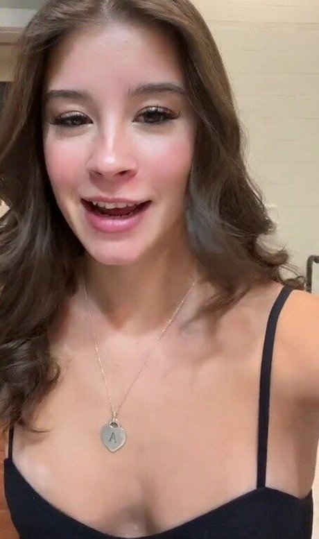 Bitty 01 actrice xxx galeries