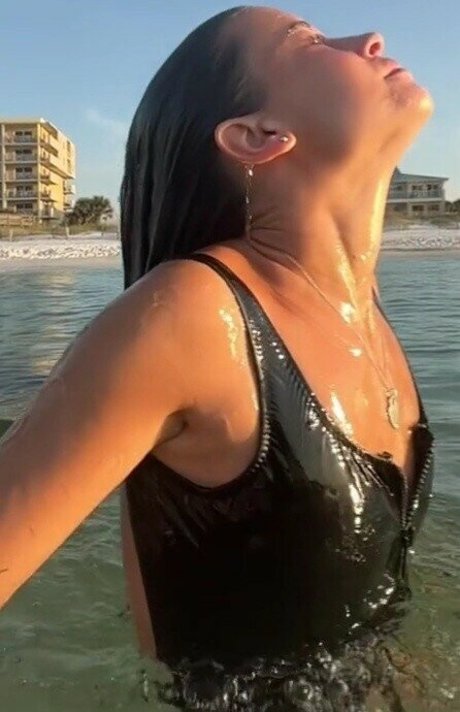 Bitty 01 étoile sympa galeries