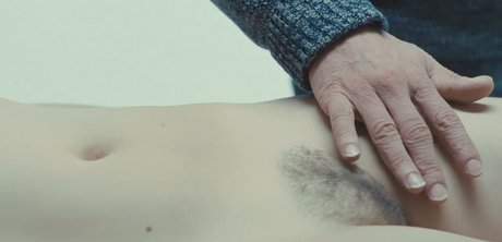 Isild Le Besco haut étoile des photos