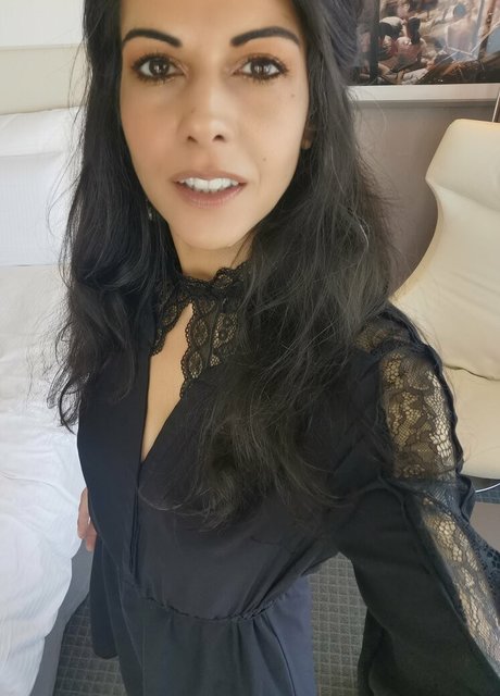 loucharmellefree étoile xxx img