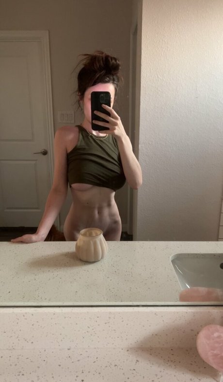 Emiyuh actrice porno photo