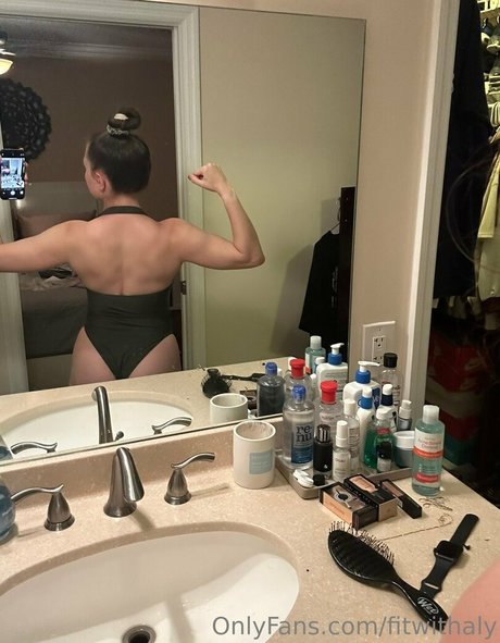 Alexis Rodriguez modèle chaud galeries