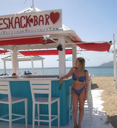 Sophia Armata star du porno de haute qualité photos