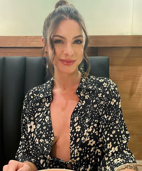 Maddu Magalhaes étoile xxx image