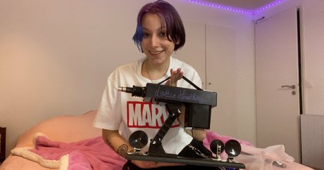 lottiesfree modèle sympa photo