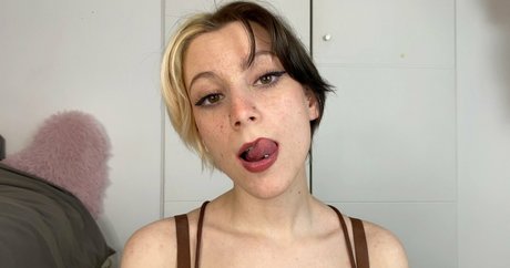 lottiesfree actrice image