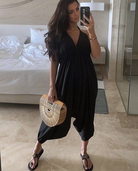 Kady McDermott modèle hd galerie